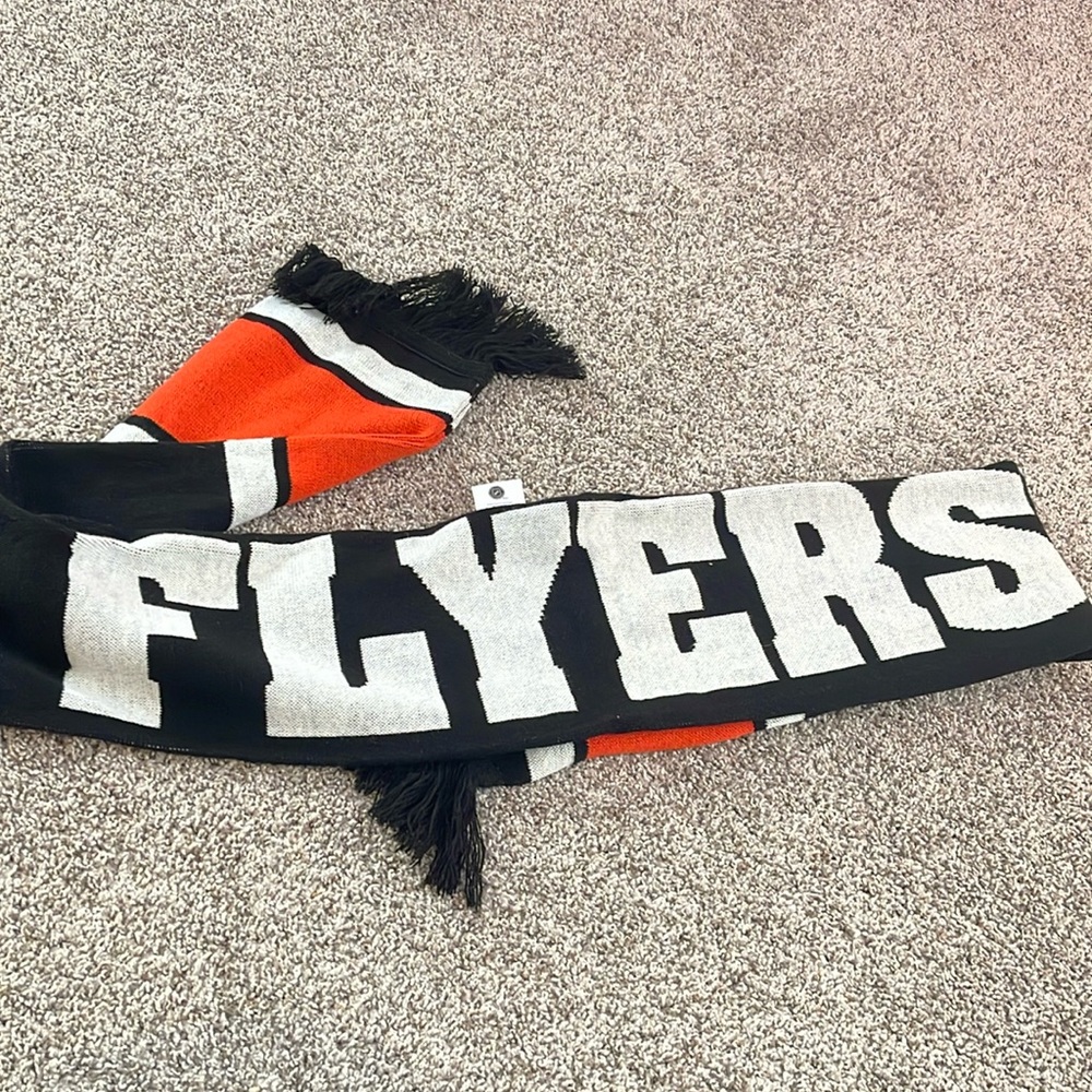 Flyers Scarf